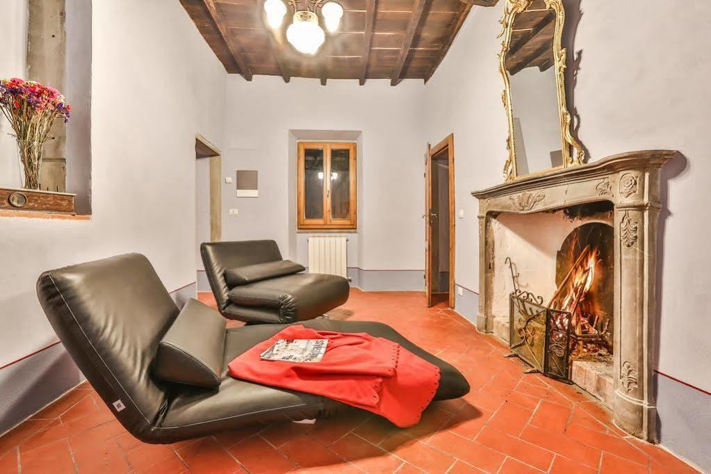 Villa Fracassini ペルジネ・ヴァルダルノ エクステリア 写真